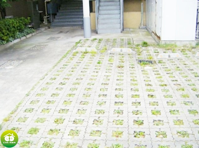 プレール・ドゥーク門前仲町の駐車場