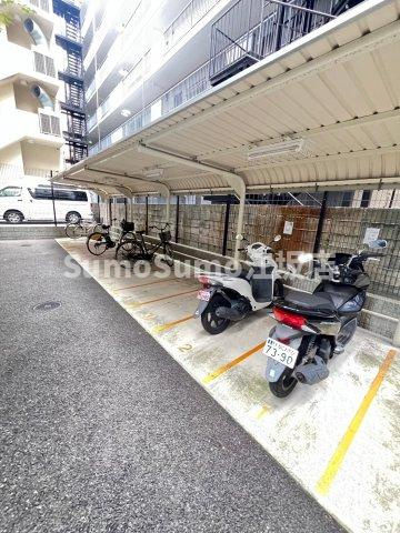 ララプレイス新大阪LDの駐車場|駐車スペースもあります
