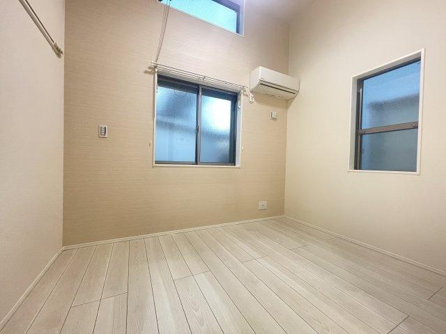 スパーブ追浜の内装|明るい色調の室内です