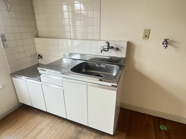 長銀ホワイトハイツの内装|明るい室内です