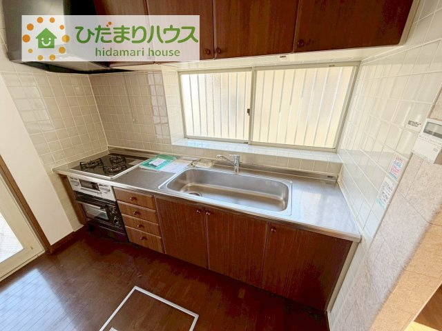 【キッチン】 | 牛久市さくら台3丁目　中古戸建 | 料理をしながらでも、ご家族との会話を楽しめる対面式キッチン♪