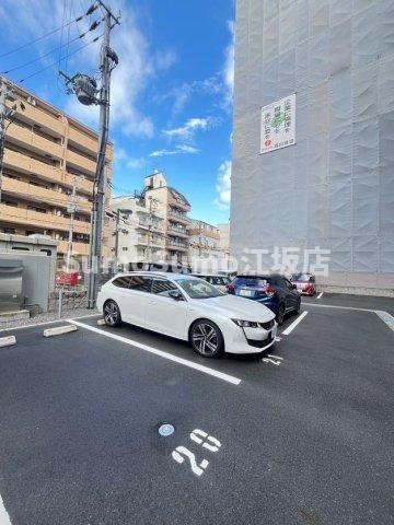 プレサンス新大阪ジェイズの駐車場|カースペースがあります
