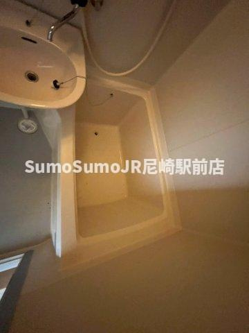 プチグレイス塚口弐番館の浴室|お風呂で日々の疲れを落としましょう