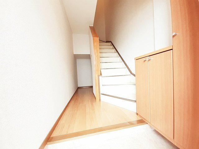 エンブレムの玄関