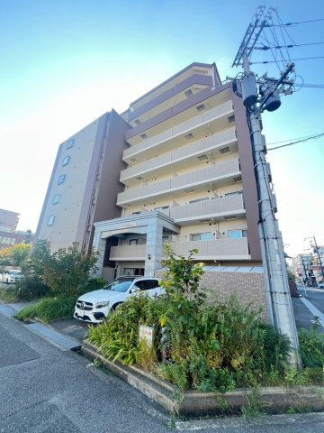 ルミネソレイユ江坂の外観