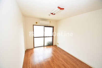 【居間・リビング】 | ベルハイム栄町