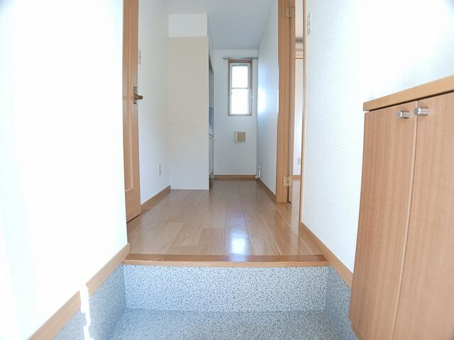 Ａｎｄｙ　Ｈｉｌｌｓ　Ａ棟の玄関