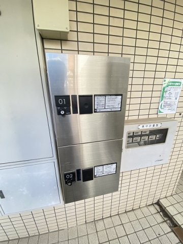 プティ・フォワイエの外観
