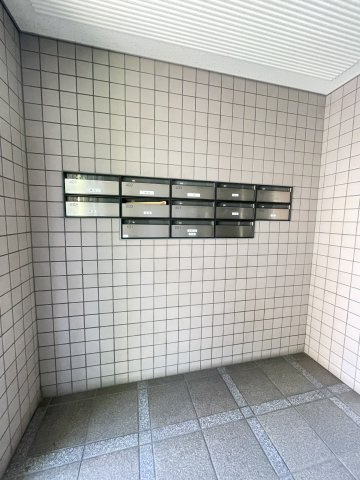ブラゾーネ芦屋のエントランス
