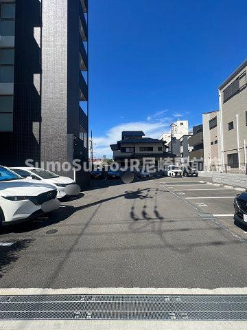 ブランシエスタ加島の駐車場