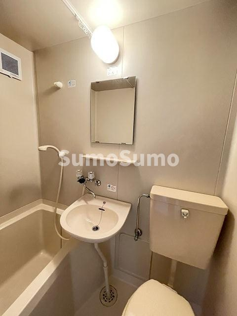 プチグレイス塚口弐番館の洗面所