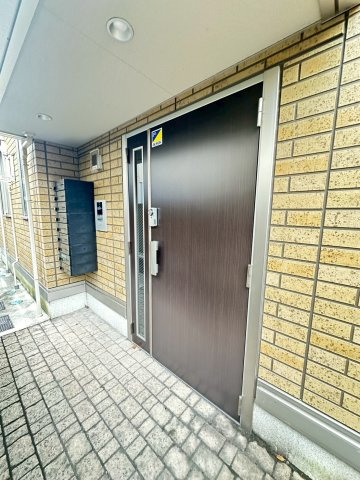 ブランシェ本町のエントランス