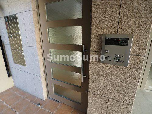 フリーデＫ．Ｉ・２のエントランス|建物の内部です