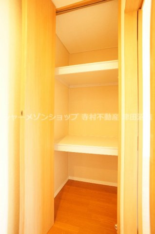 アドバンス駿河台の収納