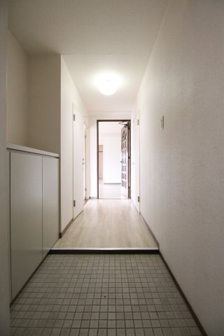 都城ビルの玄関