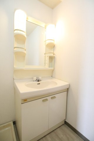 都城ビルの洗面所