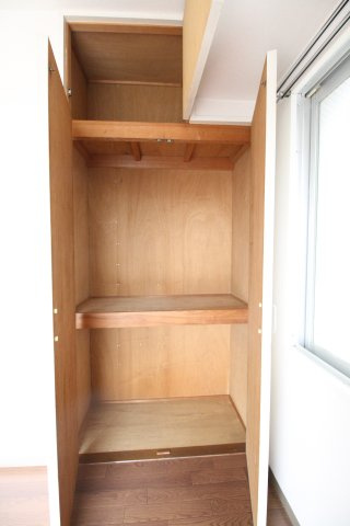 都城ビルの収納