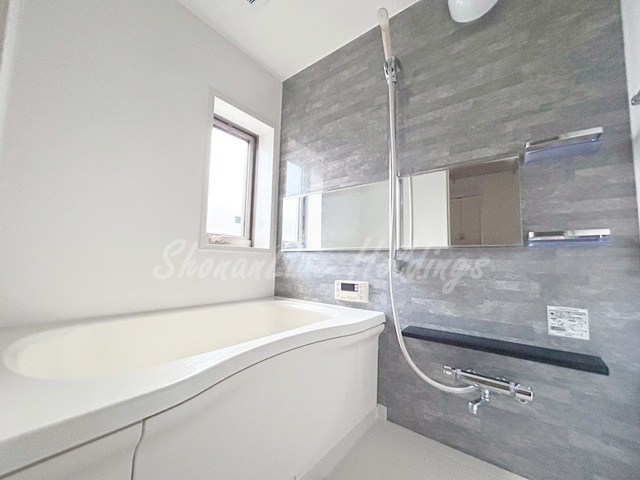 藤沢市本鵠沼２丁目のアパートの浴室