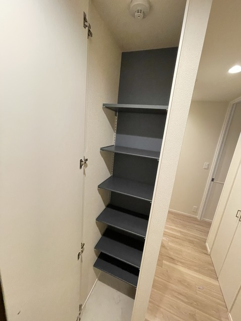 ＮＯＢＬＥＳＳＥ　隅田川　ノブレススミダガワの玄関|★シューズＢＯＸ★