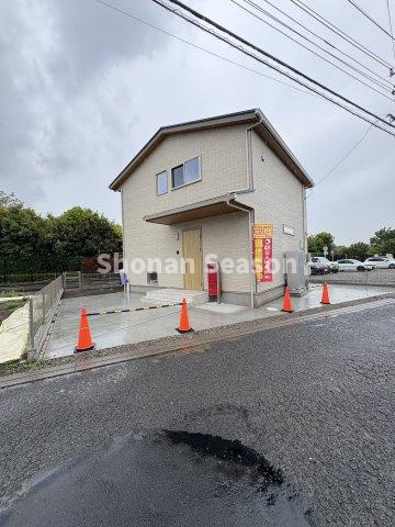 【外観】 | 建物堂々完成済み！綾瀬市エリアで住み替えをお考えでしたら、ぜひご検討ください♪