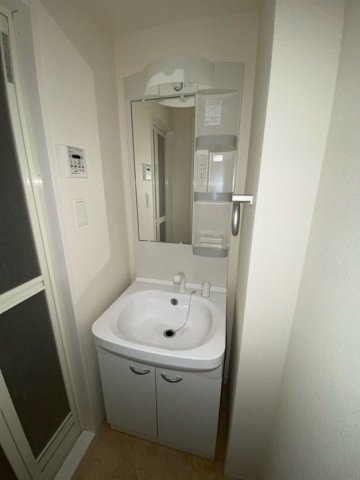 Luxe神戸WESTの独立洗面台