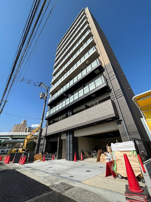 LIVIAZ KOBE CRESTの外観