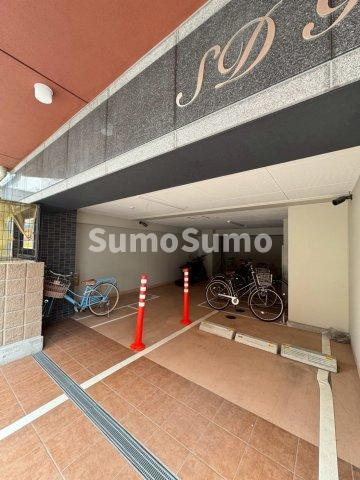 SDグランツ神戸駅前の駐車場