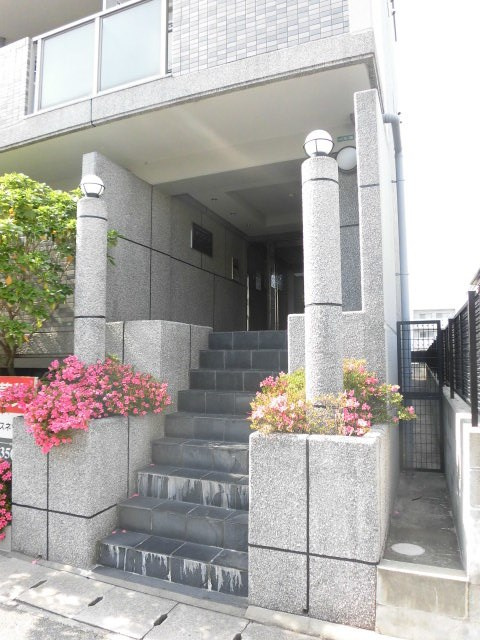 ecoflats西宮北口 のエントランス