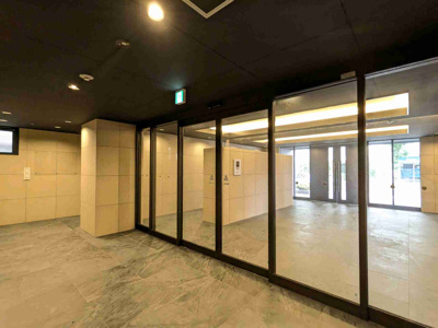 【ロビー】 | エムブイインプ大阪放出