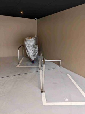 【駐車場】 | エムブイインプ大阪放出