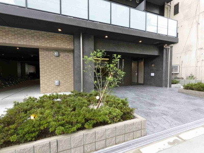 【エントランス】 | エムブイインプ大阪放出