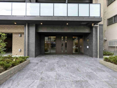 【エントランス】 | エムブイインプ大阪放出