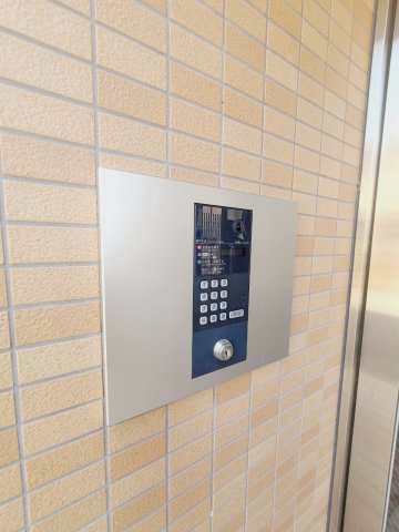 アルーラ北館の外観