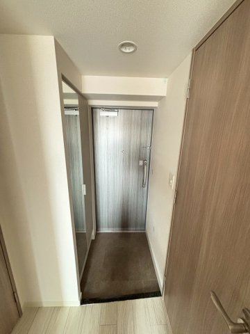 プレサンスサクラガワグロワールの玄関