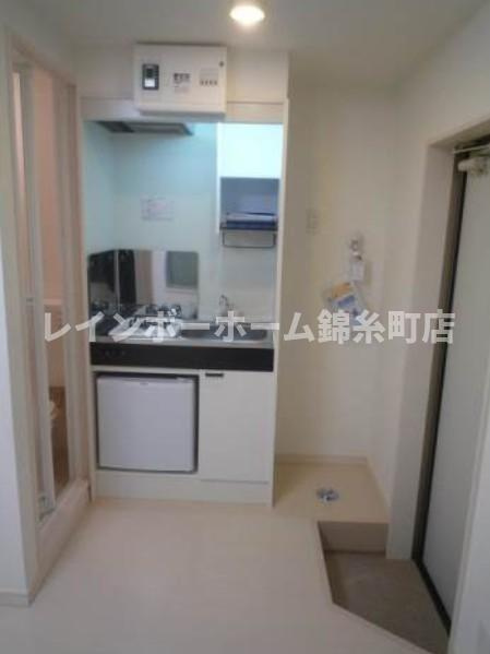 エルプレミア亀有の玄関