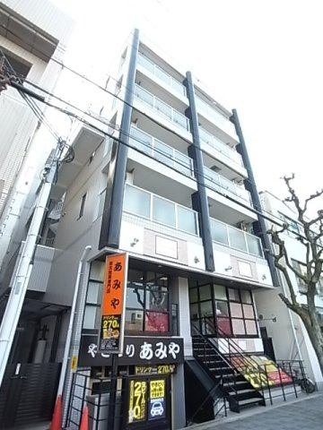アドウニスの外観