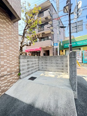 プレステージ六甲コンフィアンスの外観
