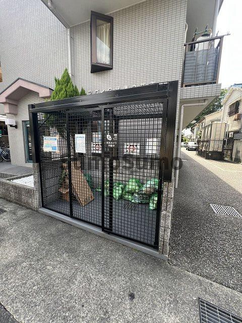 アヴィタ武庫之荘南の外観
