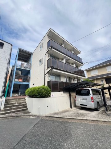 フレックス諏訪山の外観