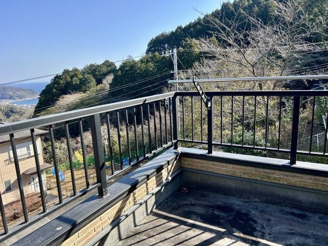 伊東市　宇佐美みのりの村のバルコニー