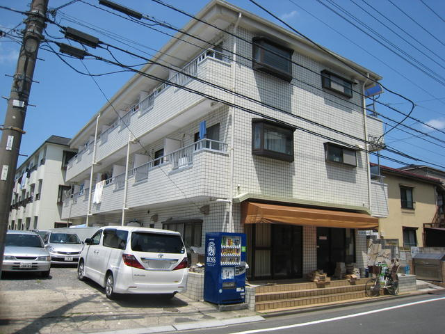 南側駐車場で陽当り良好