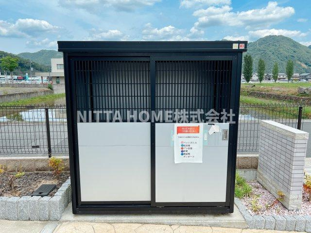 メゾン・シュシュⅡのその他共用部分|敷地内ごみ捨て場もあります◆