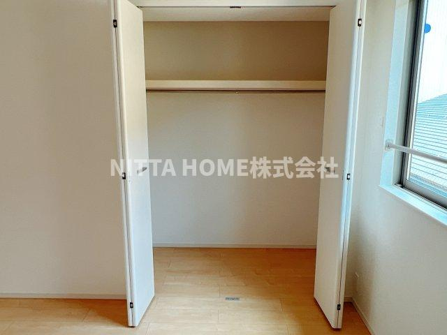 メゾン・シュシュⅡの収納|各洋室にクローゼットを完備◆