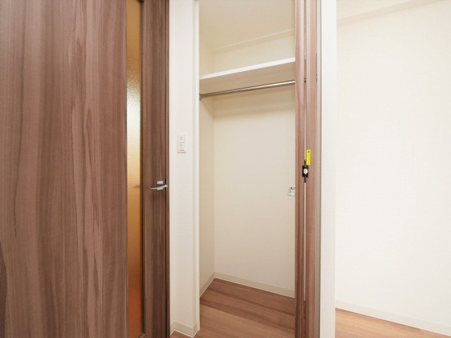 プレサンス江戸堀の収納