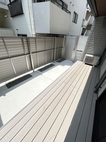 Via Sole 六甲道のバルコニー