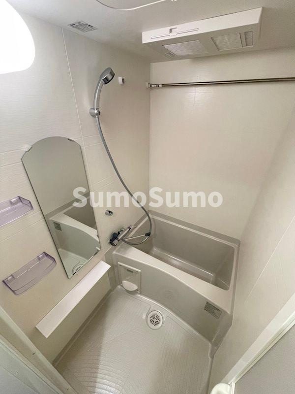 プレサンス松屋町ヴェルデスの浴室