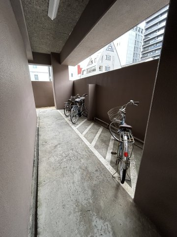 プレステージ明石本町のロビー