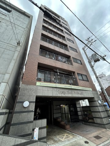 プレステージ明石本町の外観