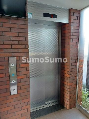 グリーンテラス尼崎の外観|落ち着いた雰囲気の外観です