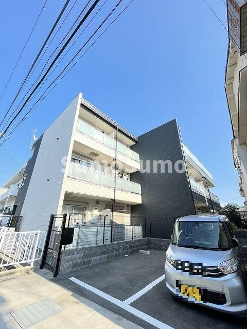 グランパシフィック東園田の外観